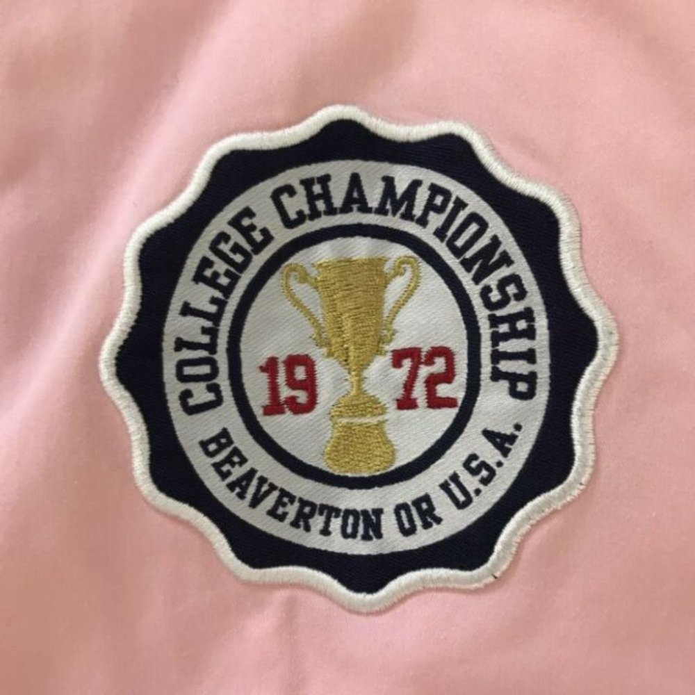 Nike Pink Women's Pegasus Jacket Pink Size Large 1972 Beaverton Champions - Picture 3 of 8